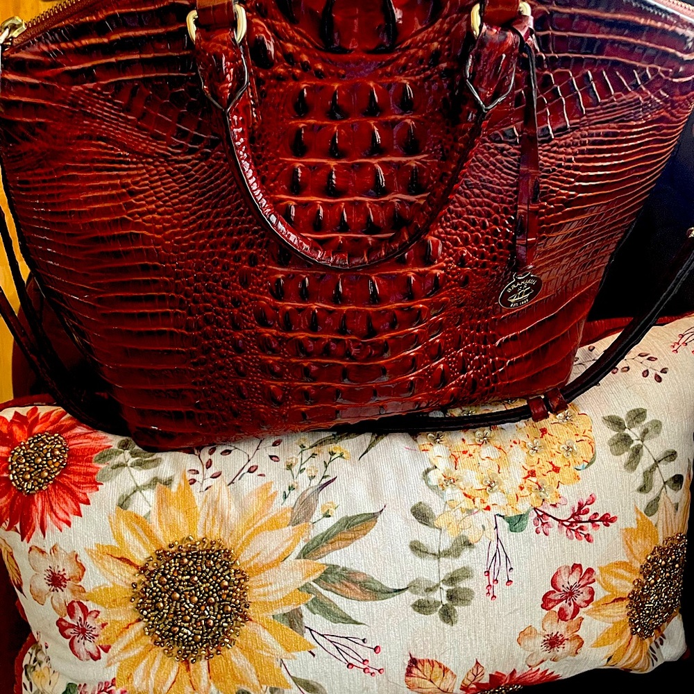 Hand bag